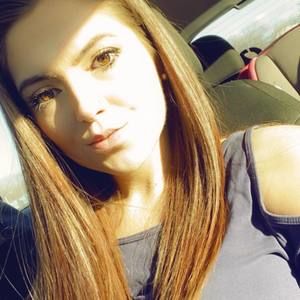 Meet your Posher, Abby